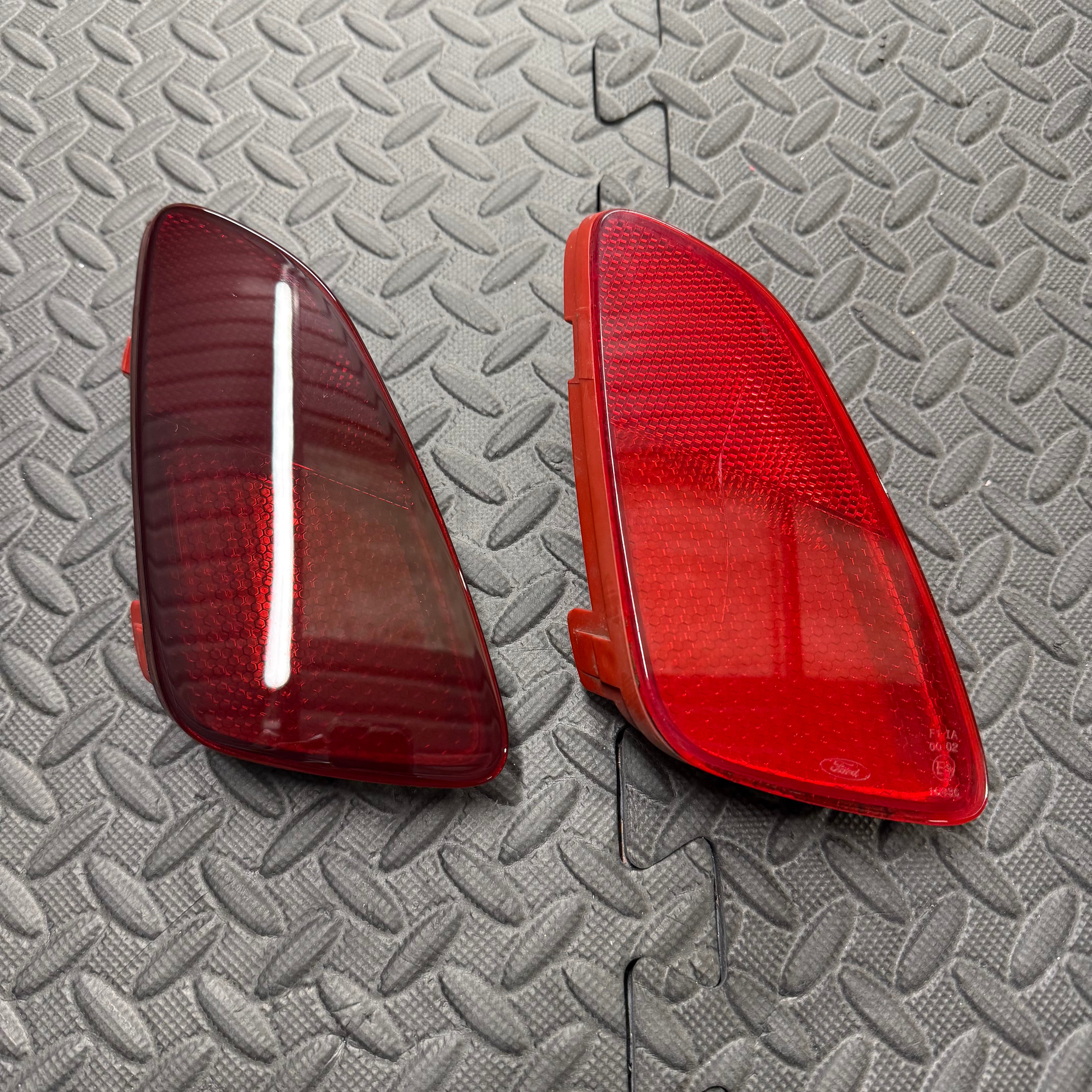 Genuine Ford Tinted Rear Reflectors - Mk8/8.5 Fiesta
