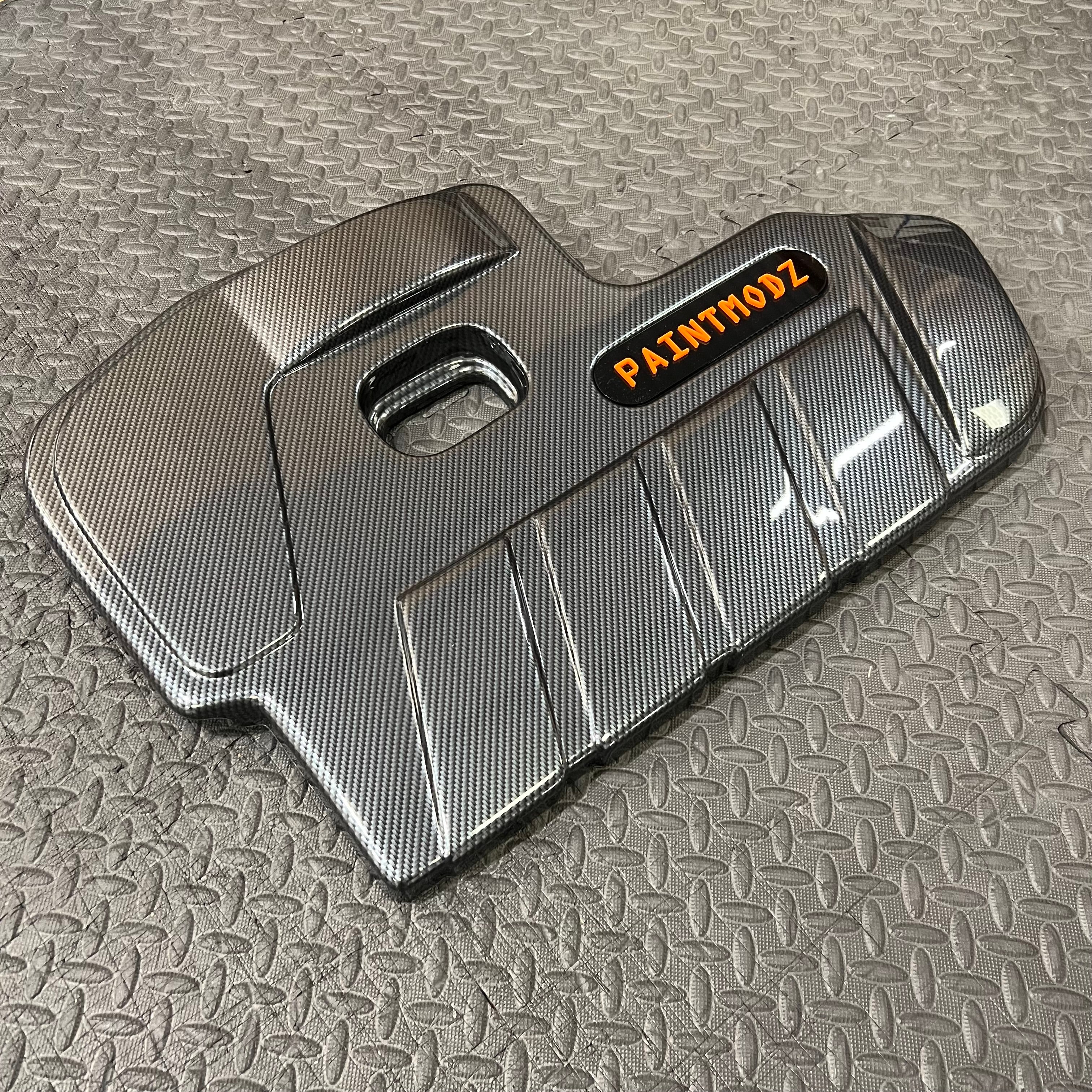 Proform Engine Cover - MK4/4.5 Focus ST Petrol - Deluxe Carbon Fibre Effect Plastic - Orange/Gloss Black Badge