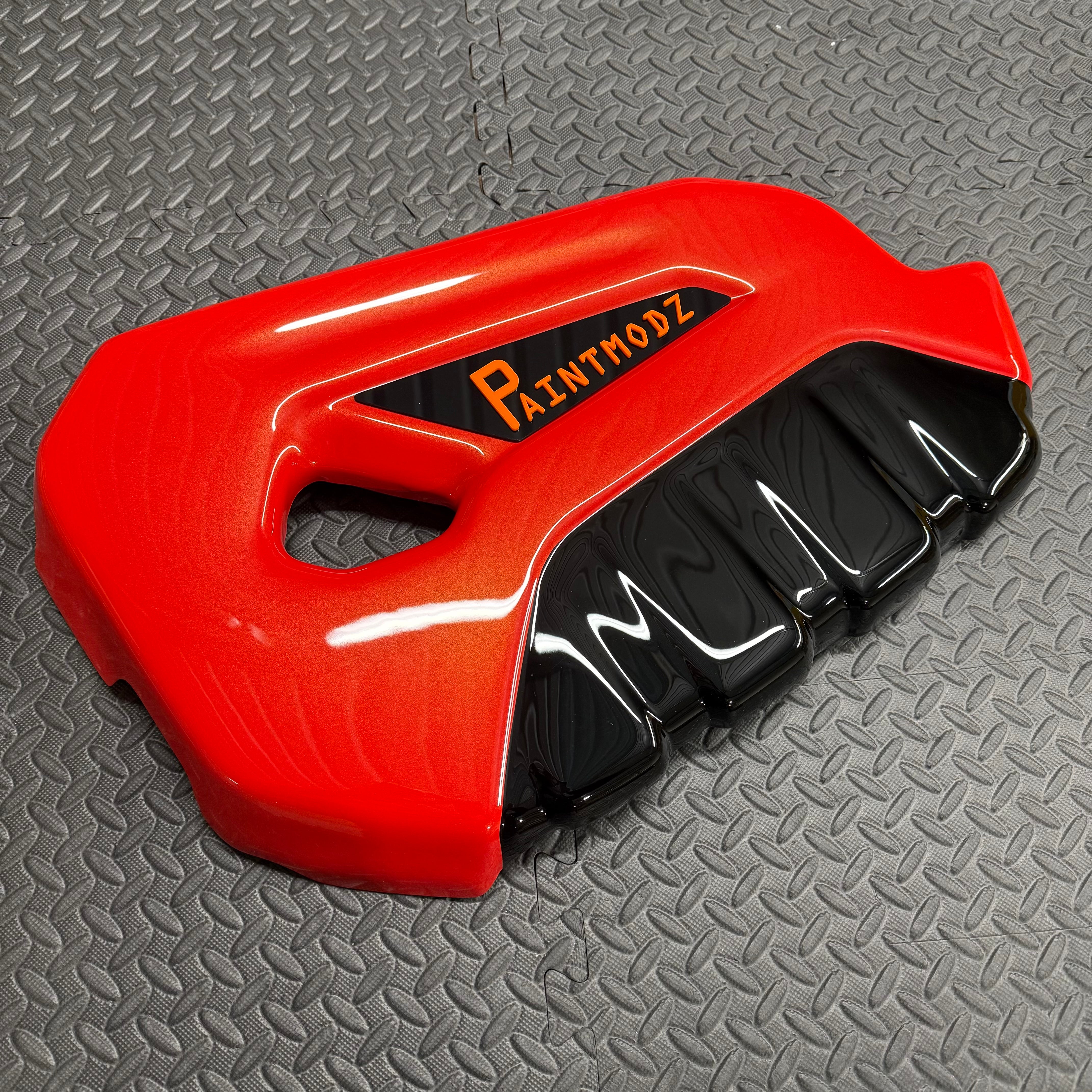 Proform Engine Cover - Fiesta Mk7.5 ST180 / ST200, Painted Molten Orange with Black Front. Orange/Gloss Black Badge