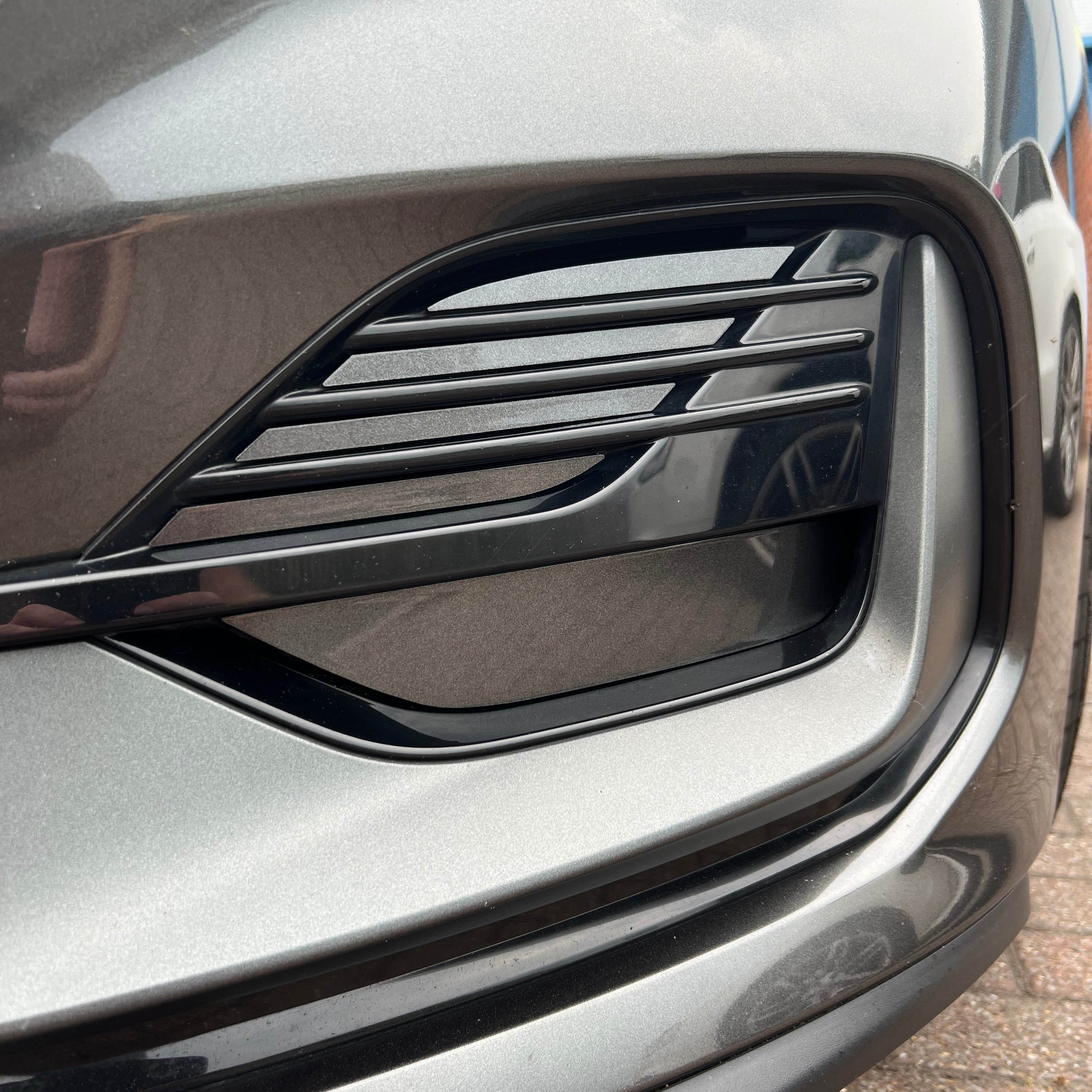 Proform Mk8.5 Fiesta ST/ST Line 'Fog Light' Bumper Trim Insert Set- Painted Magnetic Grey
