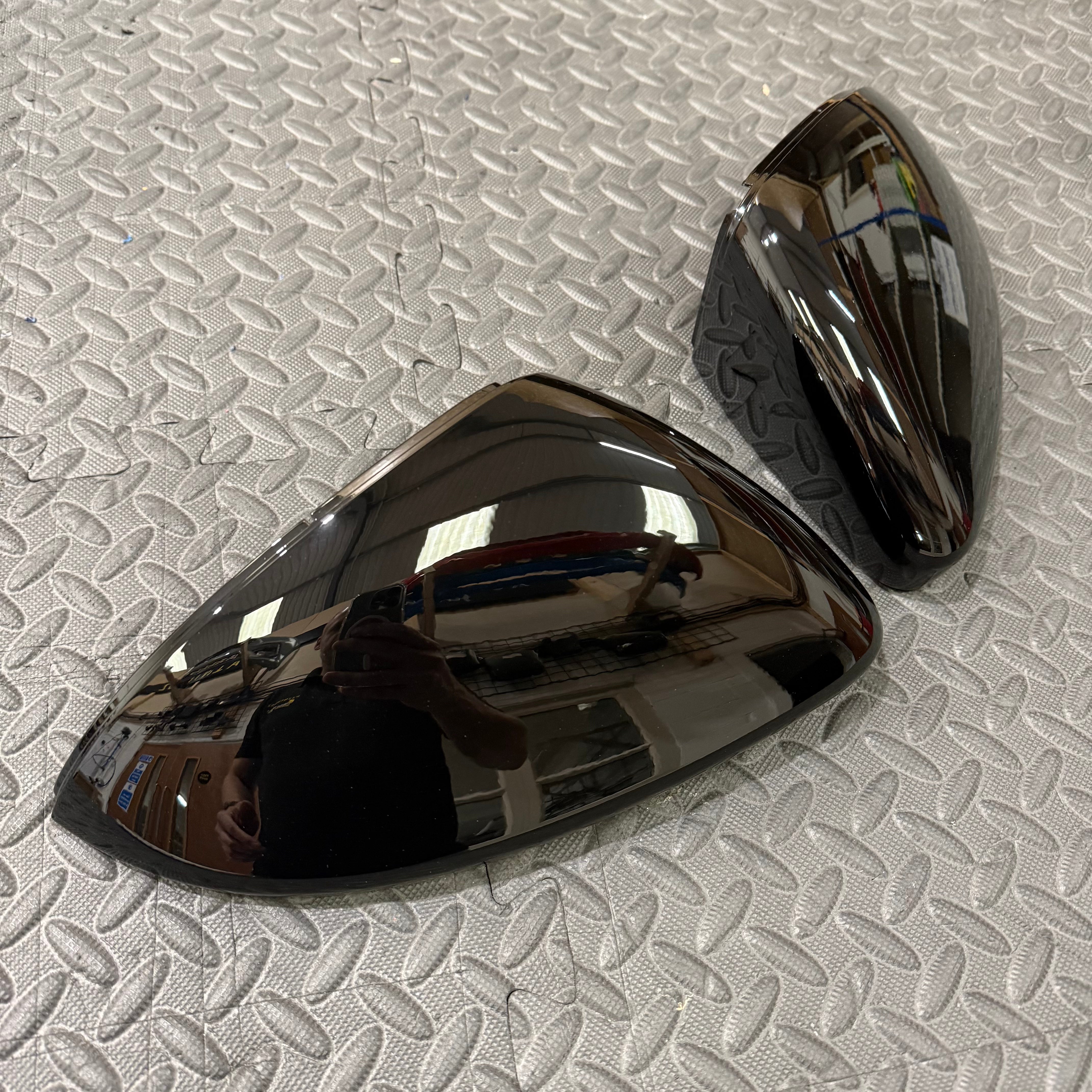 Mirror Caps - Volkwagen Golf Mk7/7.5 - Gloss Black