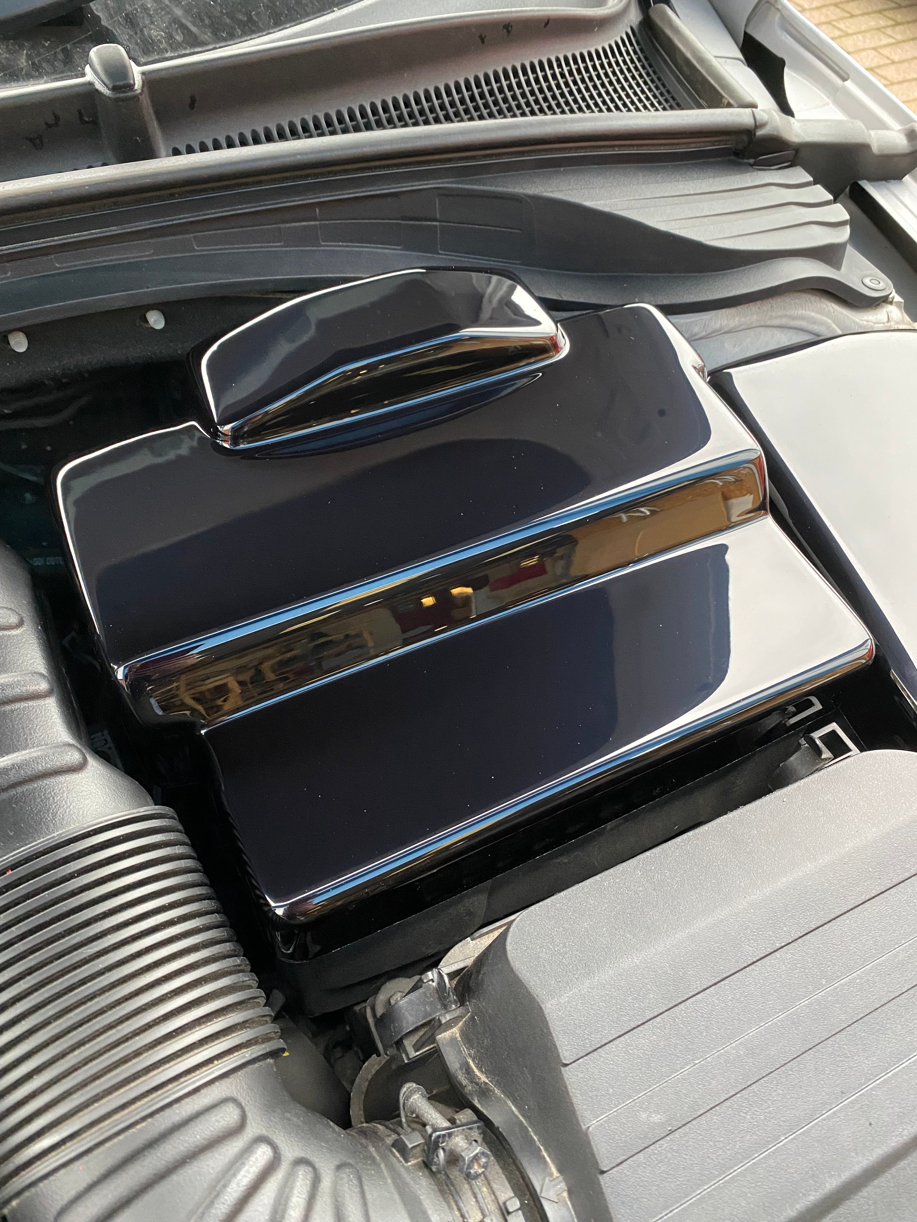 Proform Battery Cover (Plastic Finishes) - Fits Hyundai i30 / Kona N / Veloster N - Gloss Black Plastic