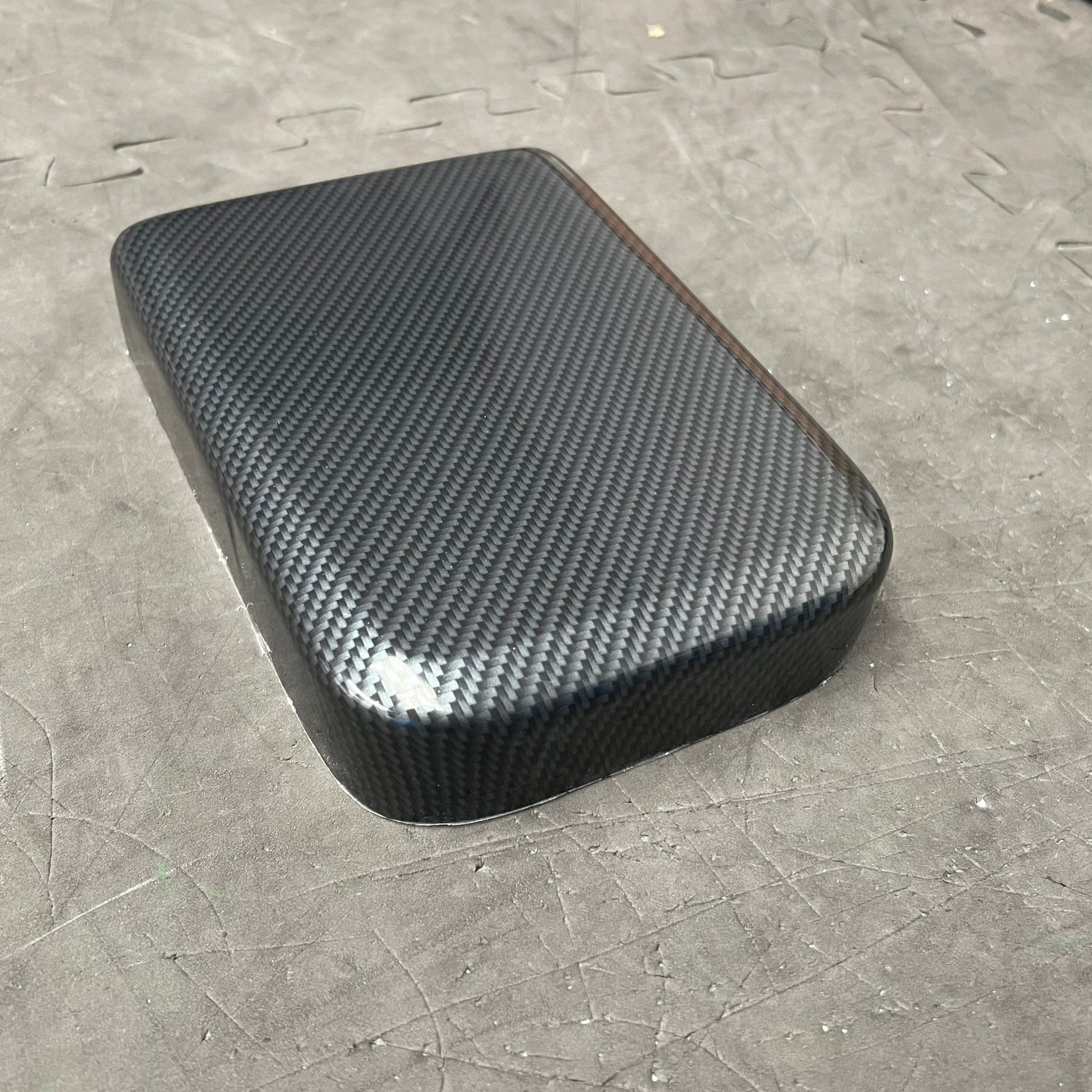 Proform Fuse Box Cover (Plastic Finishes) - Fits Hyundai i20 inc N & N Line - Deluxe Carbon Fibre Effect Plastic