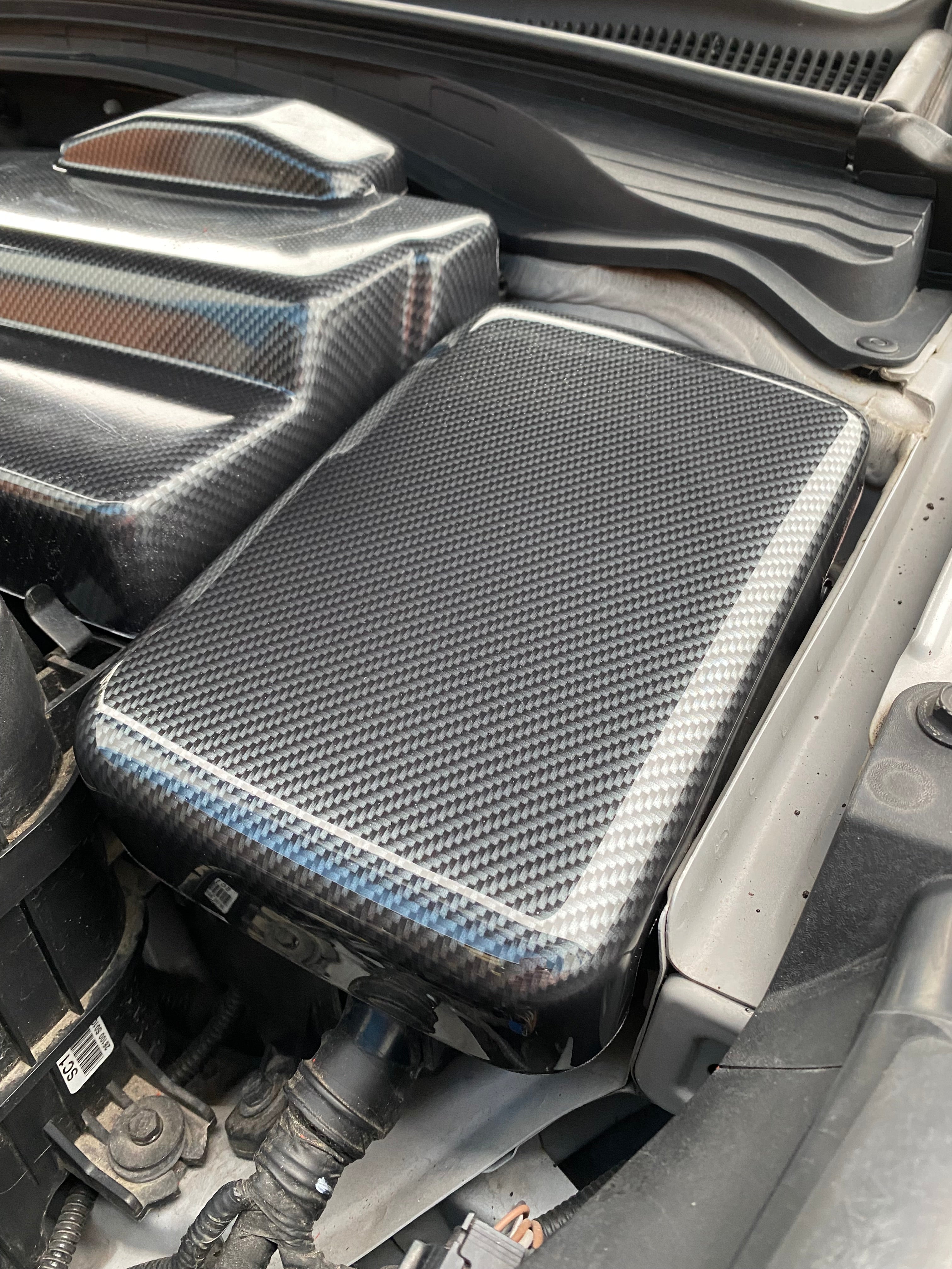 Proform Fuse Box Cover - Fits Hyundai i30/Veloster N - Deluxe Carbon Fibre Effect Plastic