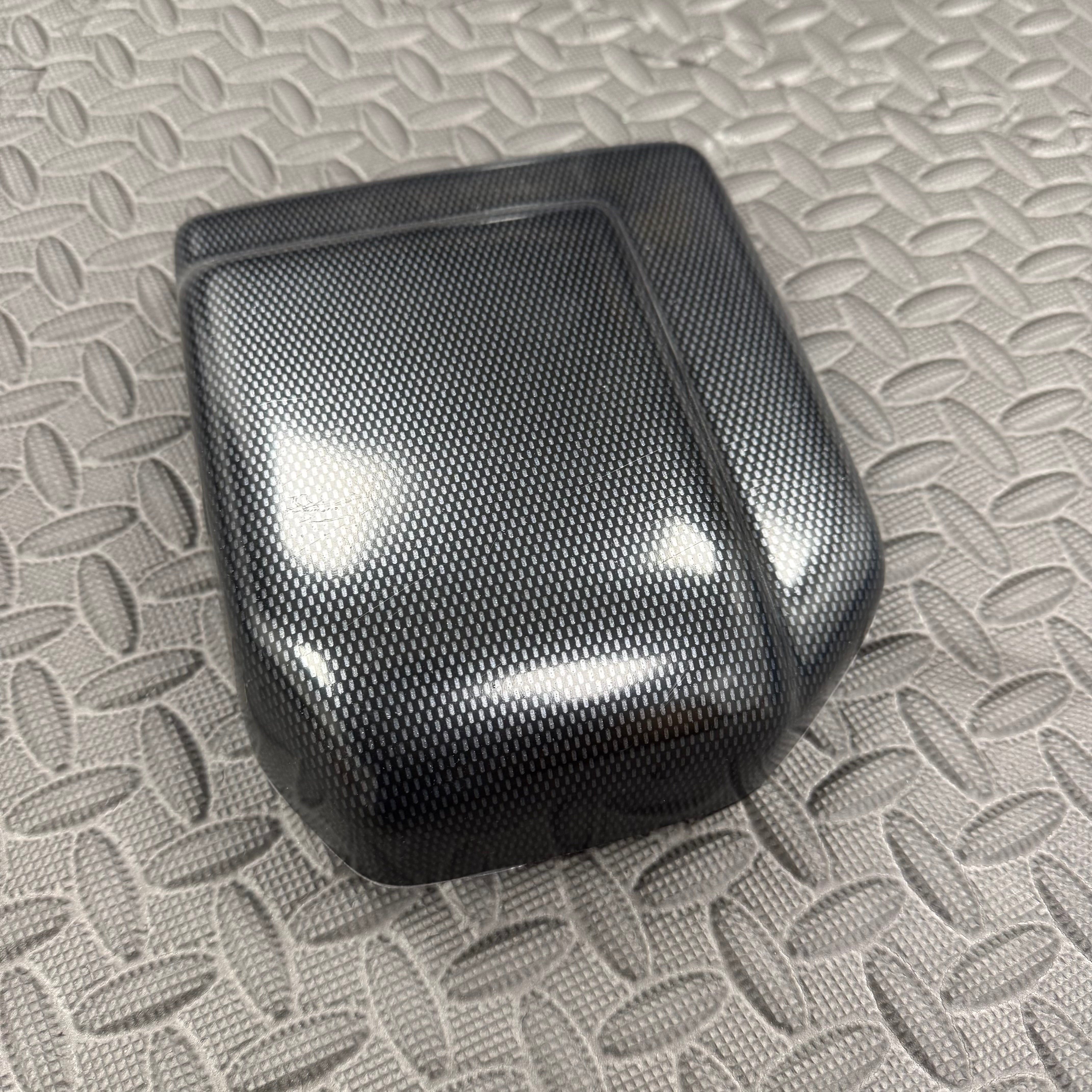 Carbon Fibre Effect Dress Up Parts (Various Fiesta / Puma Vehicles) - Fuse Box Cover