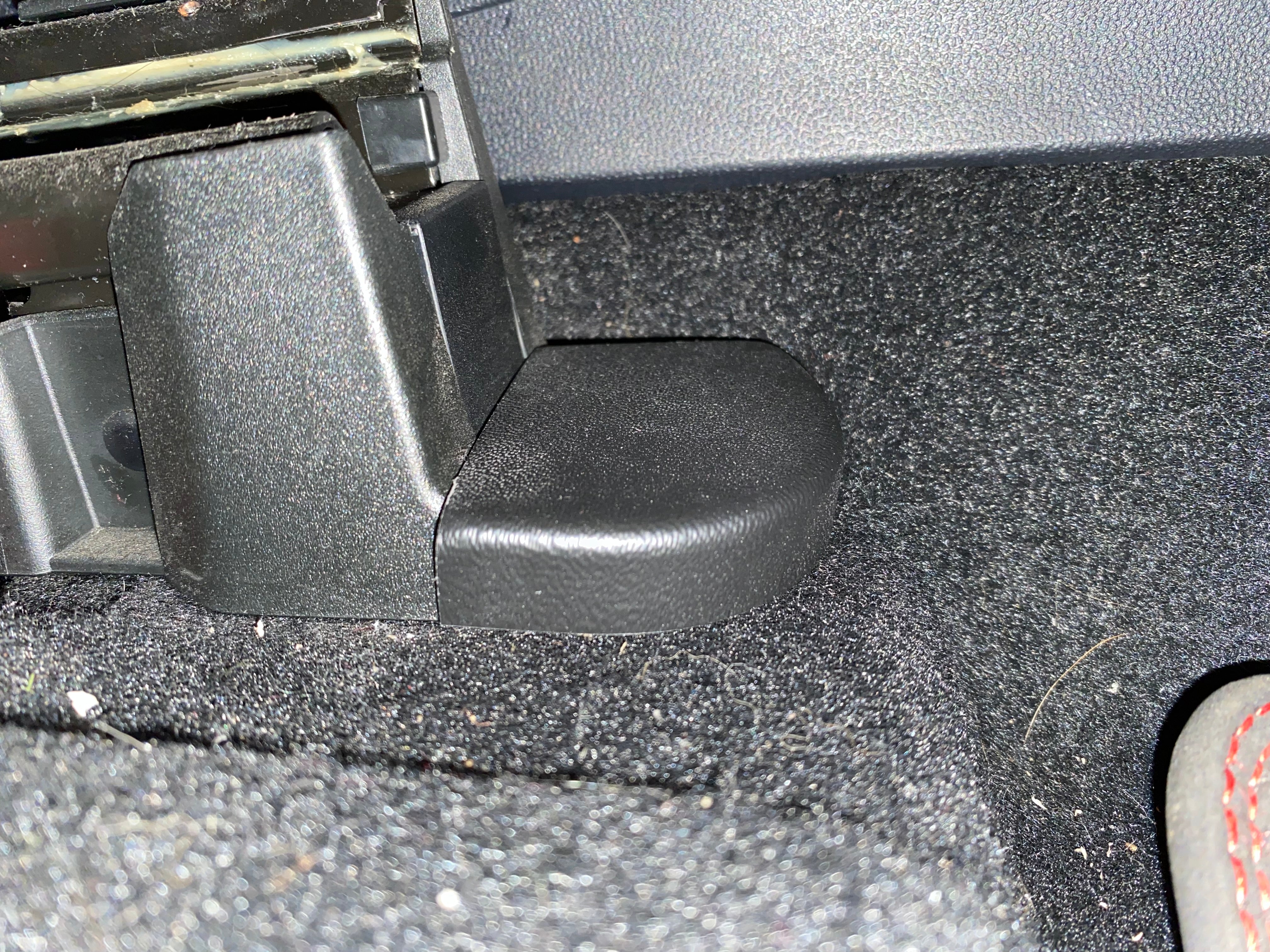Seat Rail End Covers - Mk2/2.5 Puma
