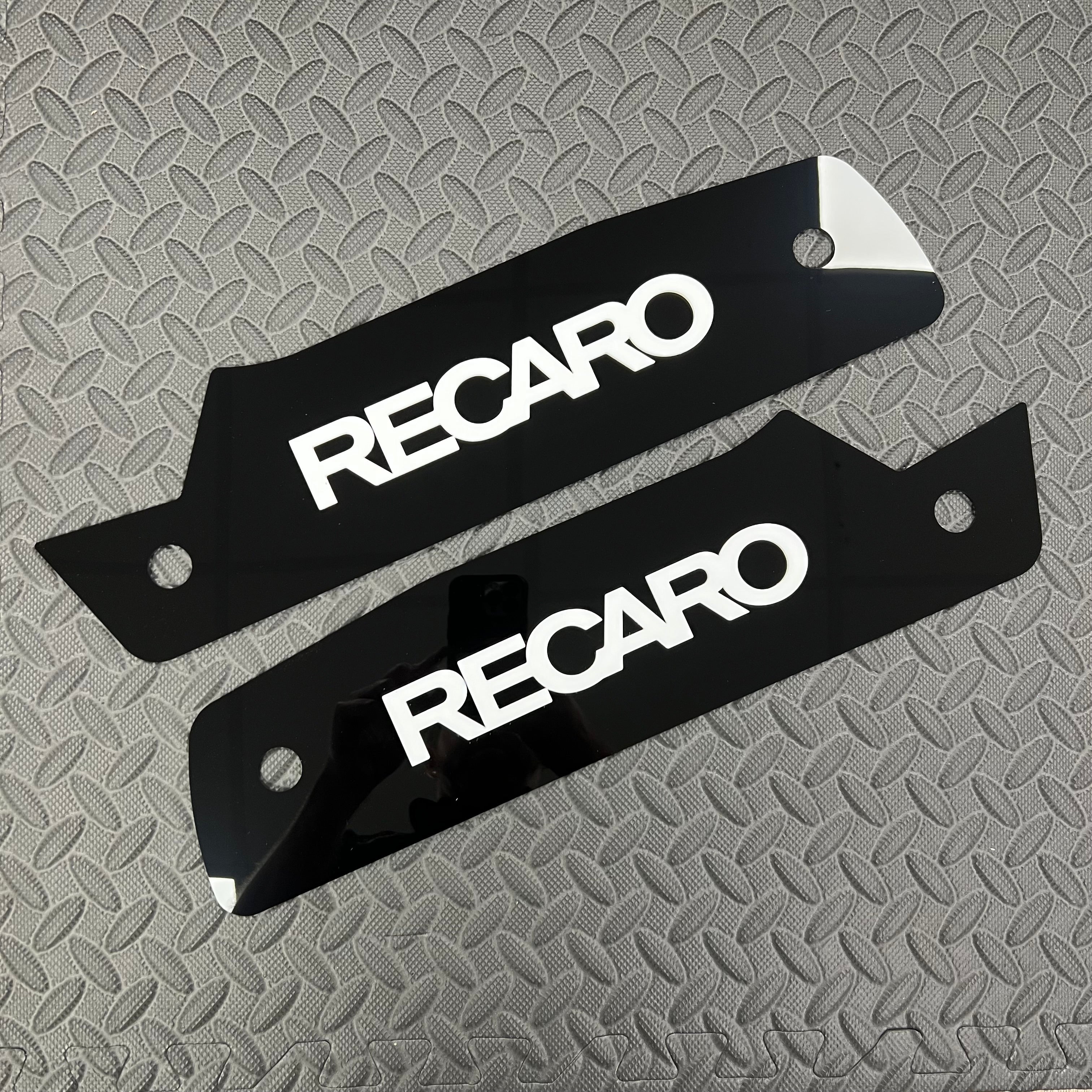 Proform Mk2.5 Focus RS Recaro Seat Plate Set - Gloss Black Plate with White Detailing