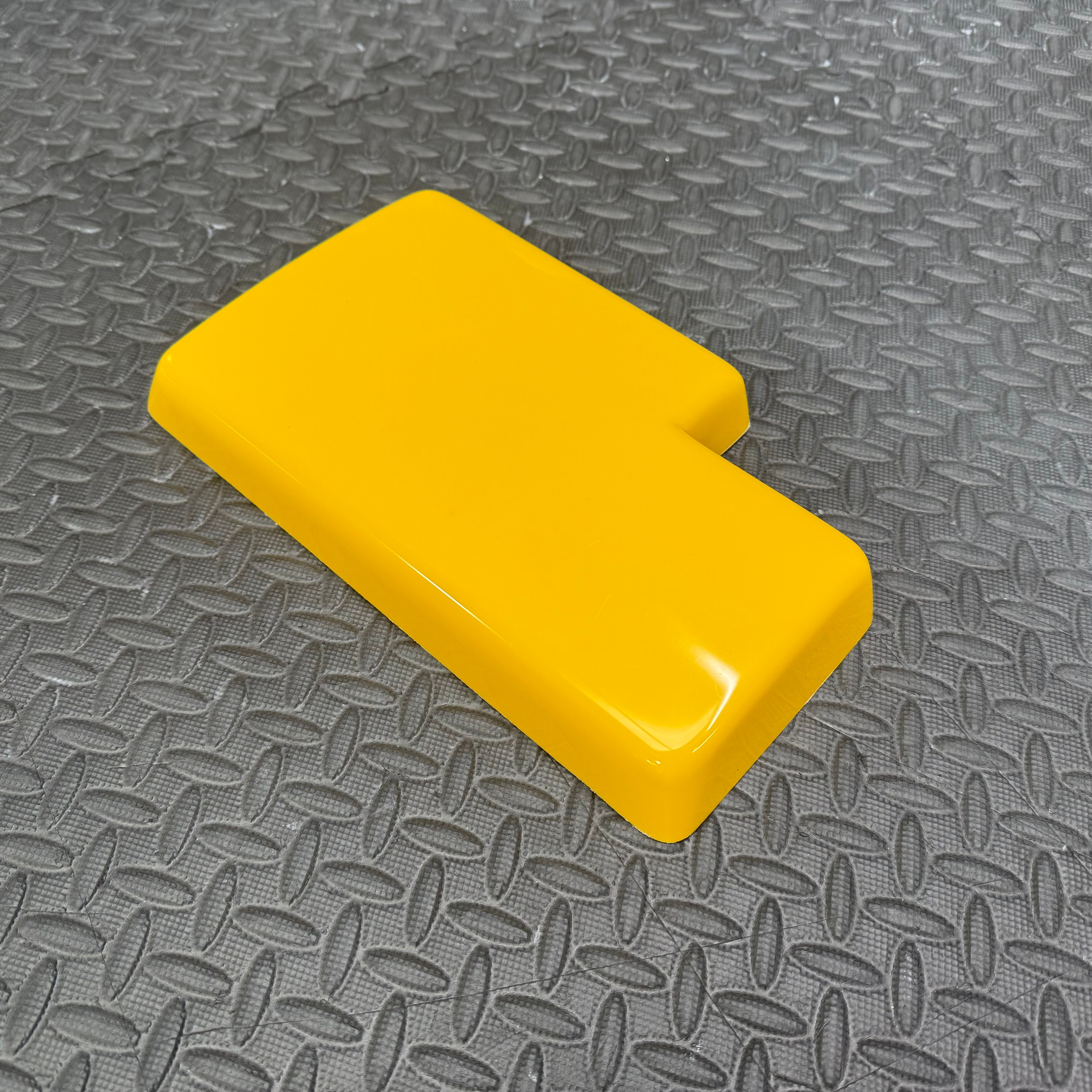 Proform Mustang (6th Generation) Fuse Box Cover - Gloss Yellow Plastic