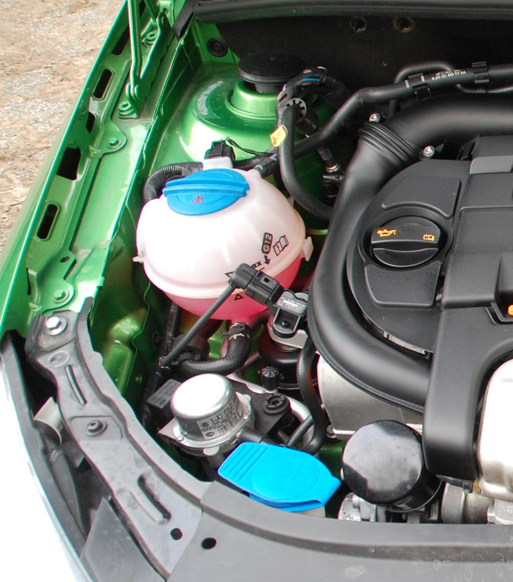 Proform Coolant Tank Cover - Mk2 Skoda Octavia (Plastic Finishes)
