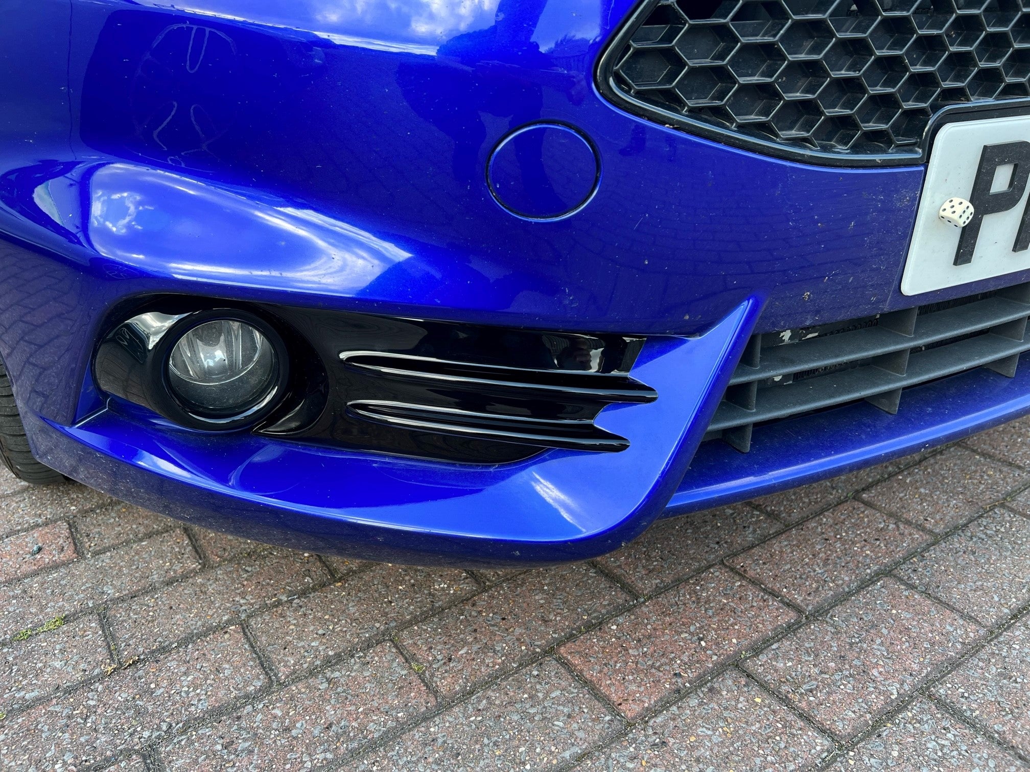 Proform Mk7.5 Fiesta ST180 / ST200 - Fog Surround Overriders (Plastic Finishes)