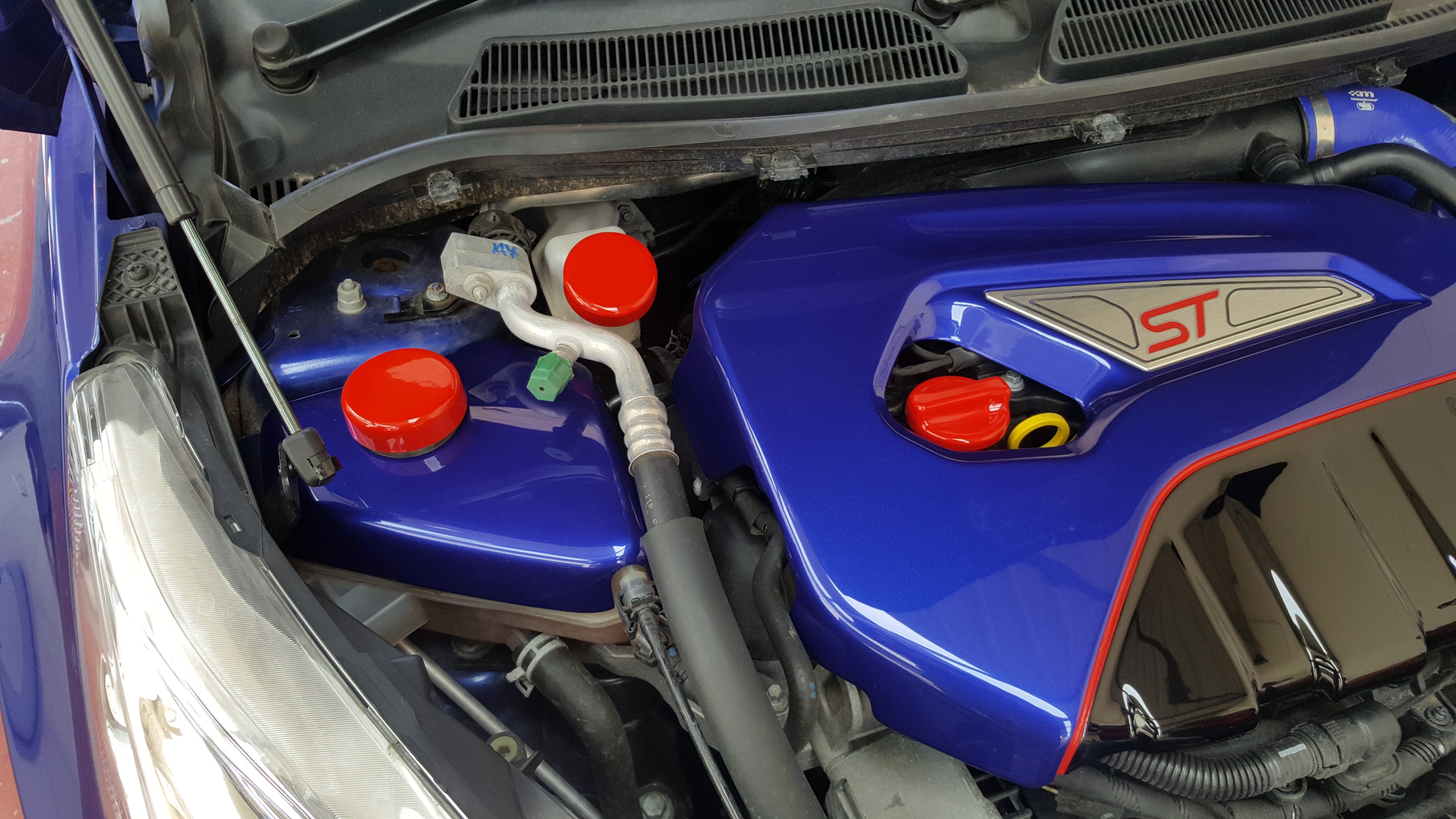 Proform Engine Cap Cover Kit - Various Ford Models (Painted Finishes)