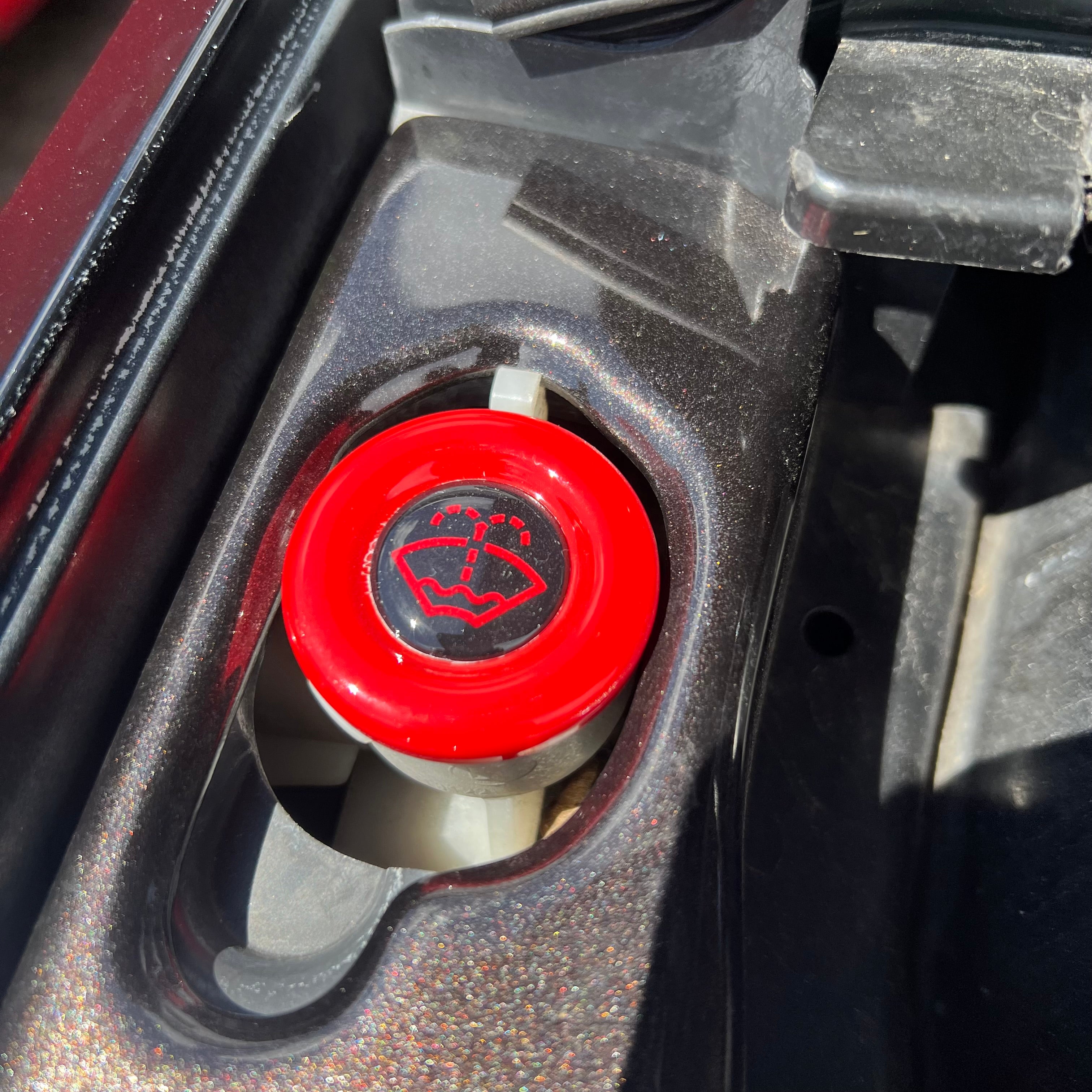 Proform Washer Bottle Bung Mk2/2.5 Focus - Gloss Red Plastic With Red Screenwash Logo Gell Badge