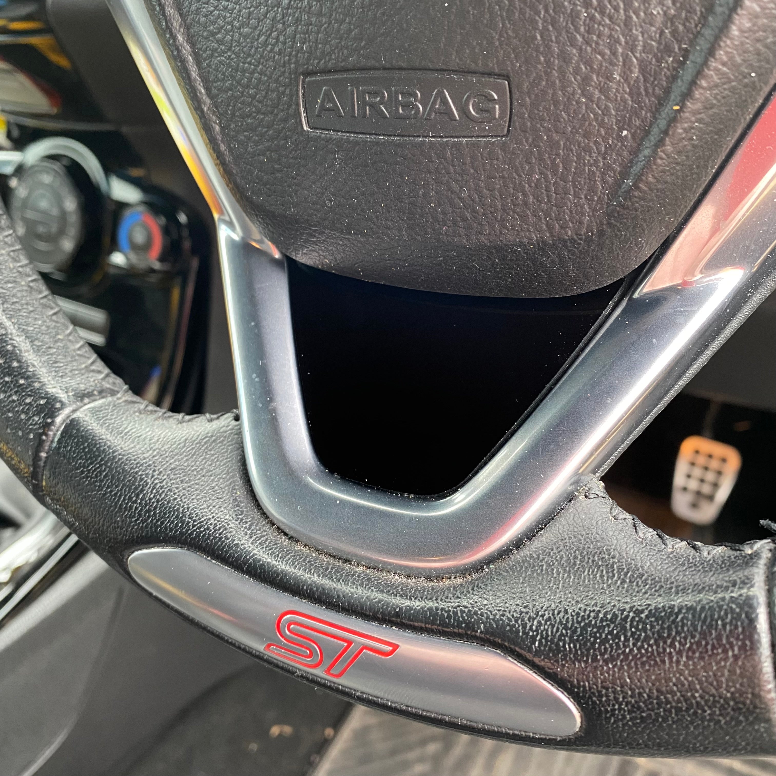 Mk7.5 Fiesta Steering Wheel Insert Plate