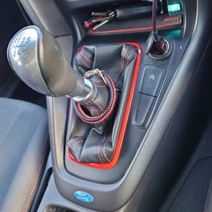 Genuine Ford Mk3.5 Focus Gear Gaiter Ring (Painted Finishes) - Left Hand Drive