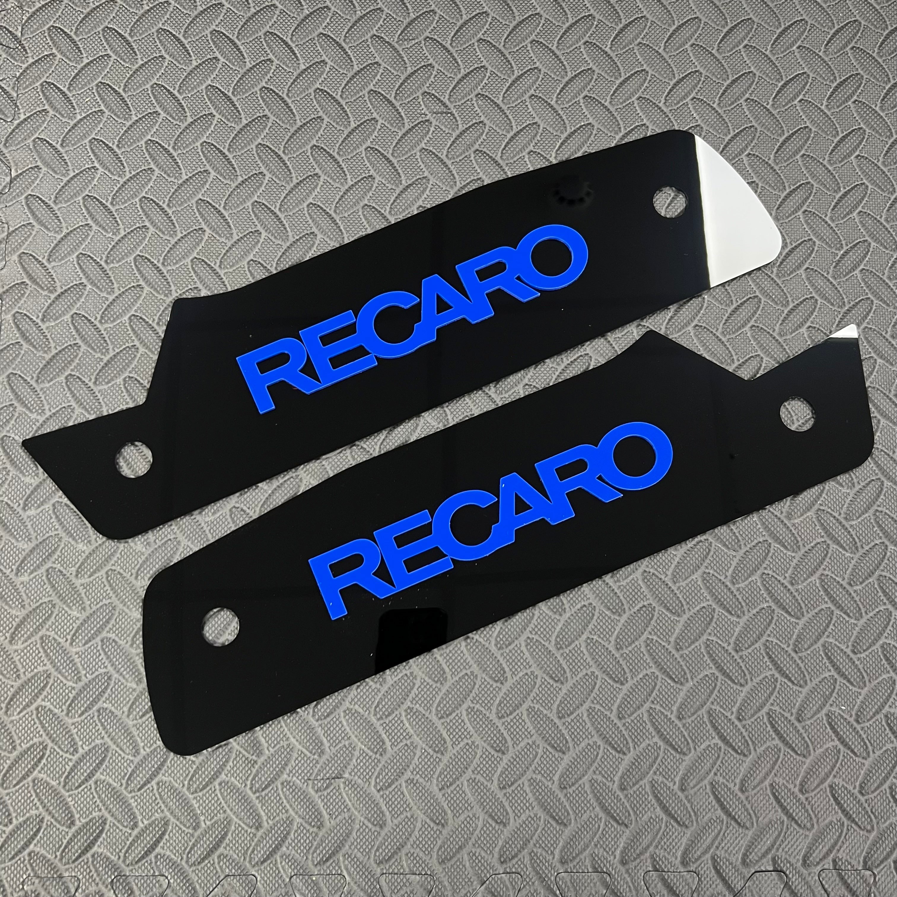 Proform Mk2.5 Focus RS Recaro Seat Plate Set - Gloss Black Plate with Medium Blue Detailing