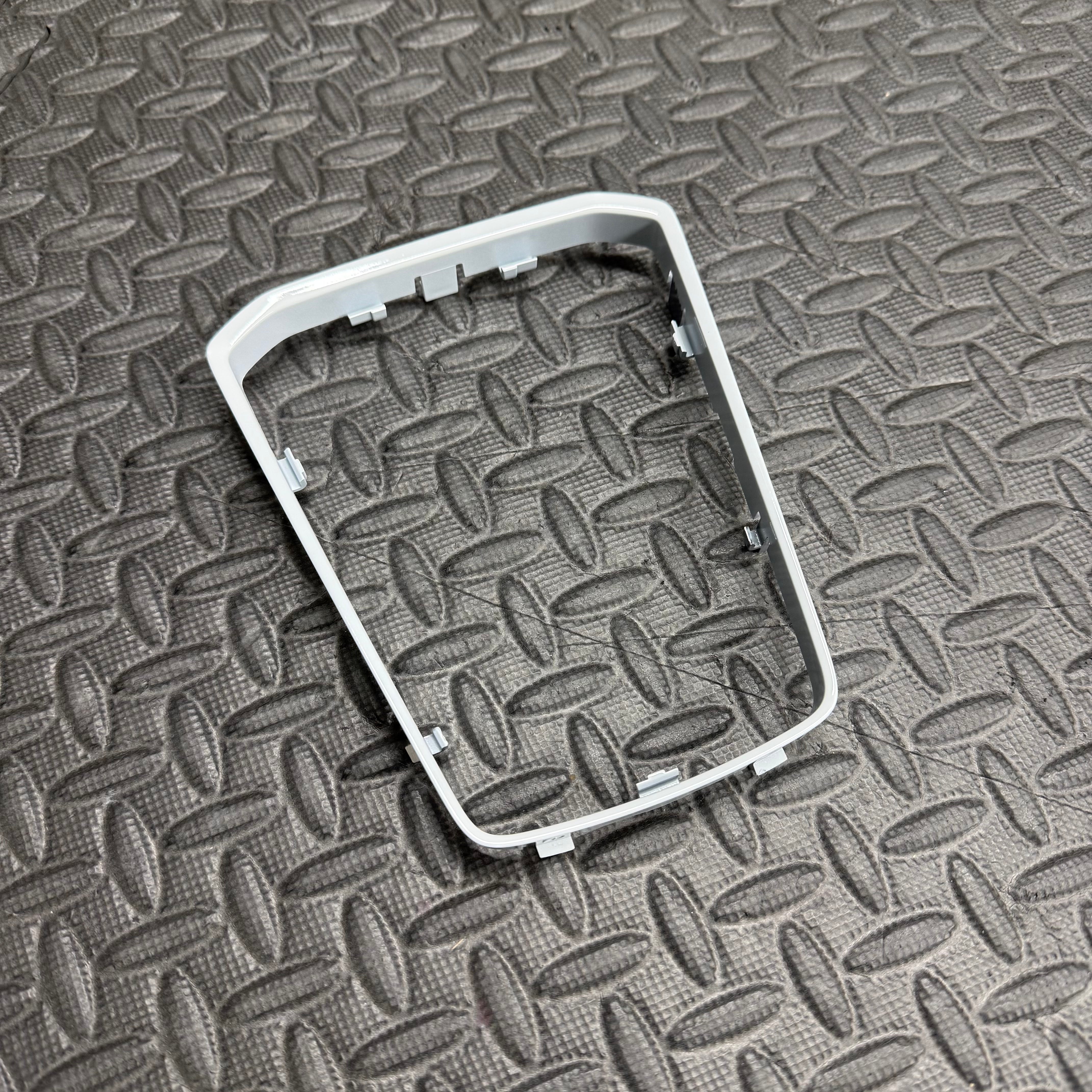 Genuine Ford Mk4/4.5 Focus Gear Gaiter Ring - Painted Frozen White