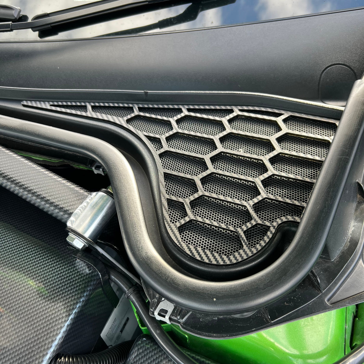 Mk4/4.5 Focus Scuttle Vent Covers - Carbon Fibre Effect 