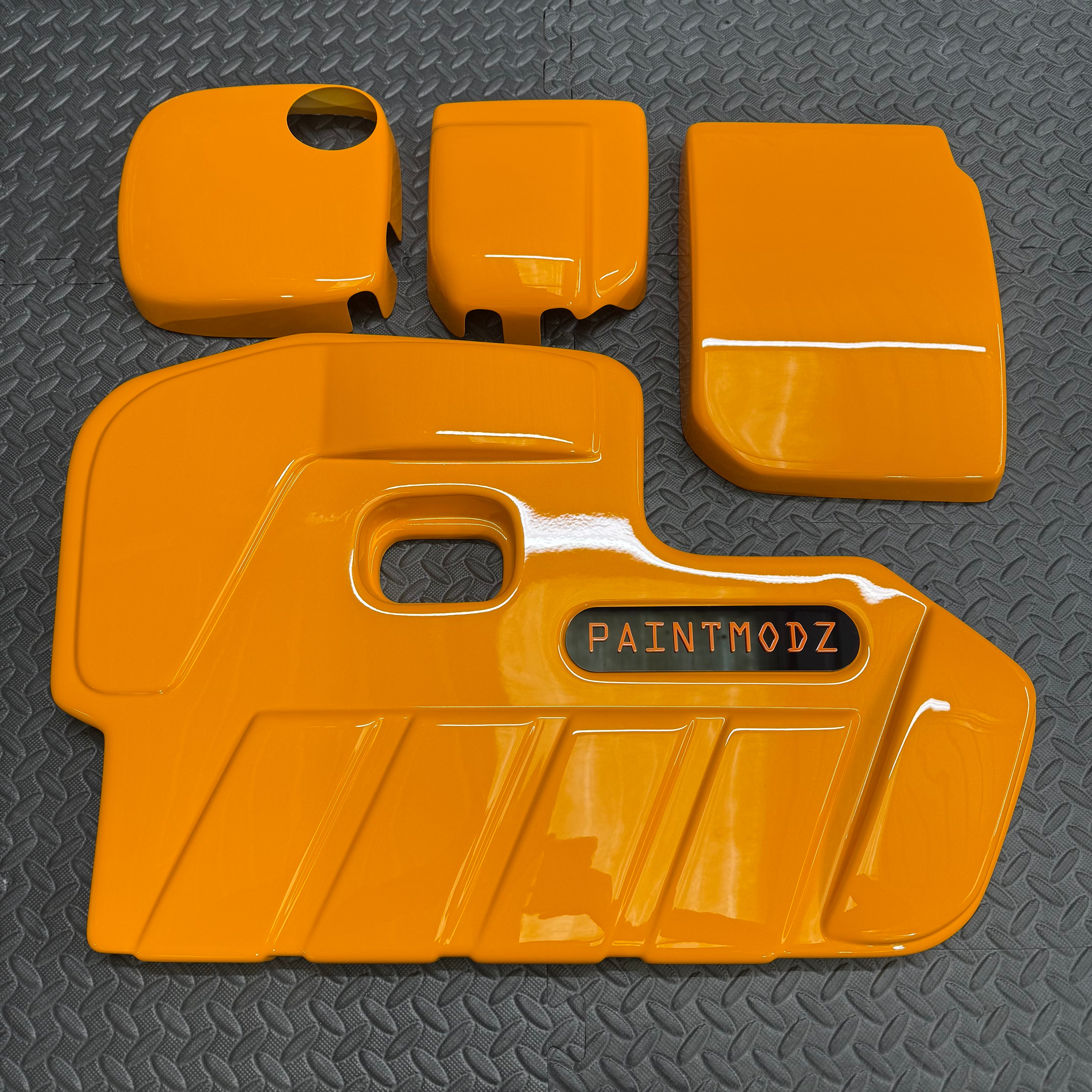 Proform Small Engine Bay Dress Up Kit Bundle - Mk4/4.5 Focus ST Petrol - Painted Orange Fury - With Orange/Gloss Black Badge