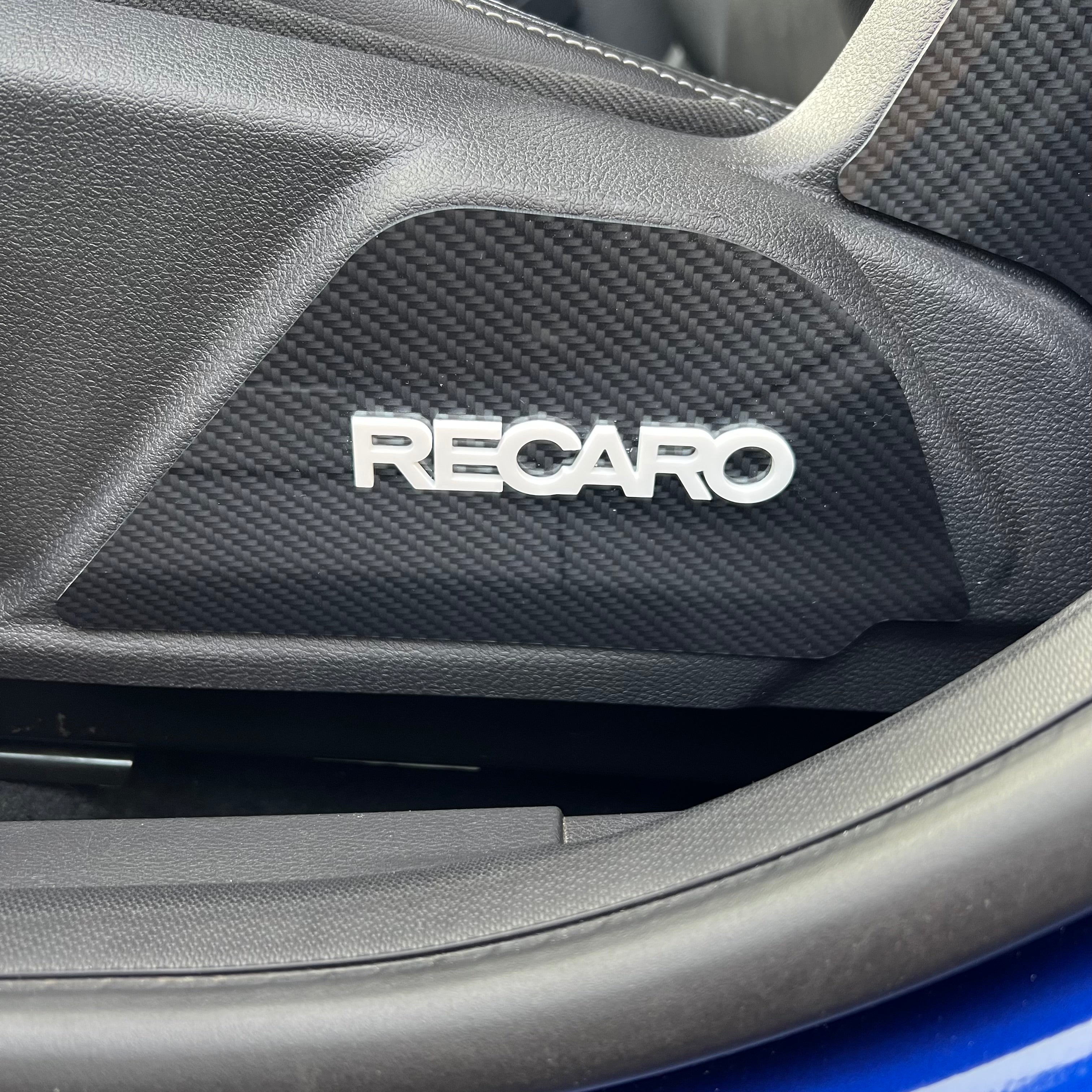 Proform Mk3/3.5 Focus ST Seat Plate Set - Deluxe Carbon Fibre With White Detail