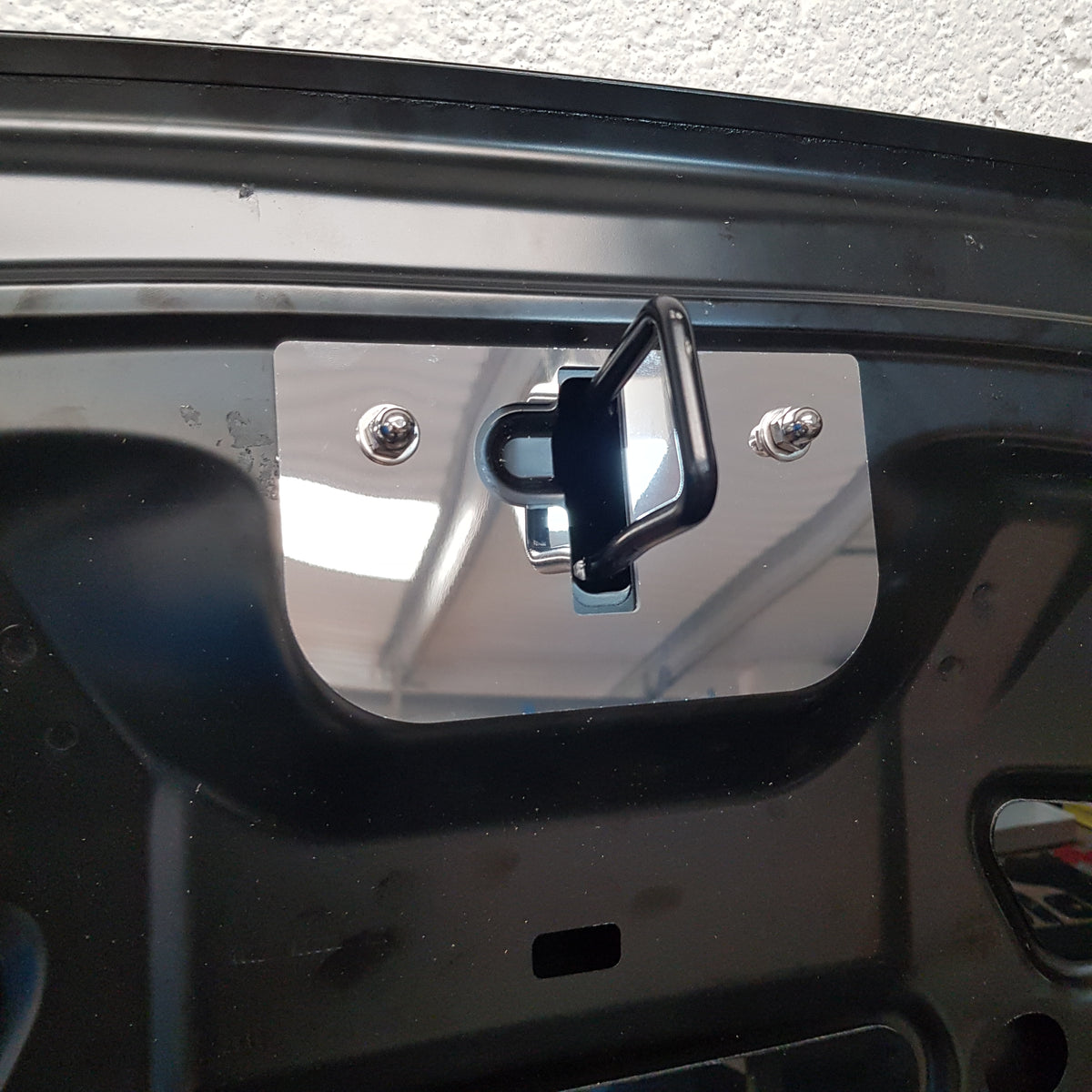Proform Upper Bonnet Catch Plate - Mk8/8.5 Fiesta