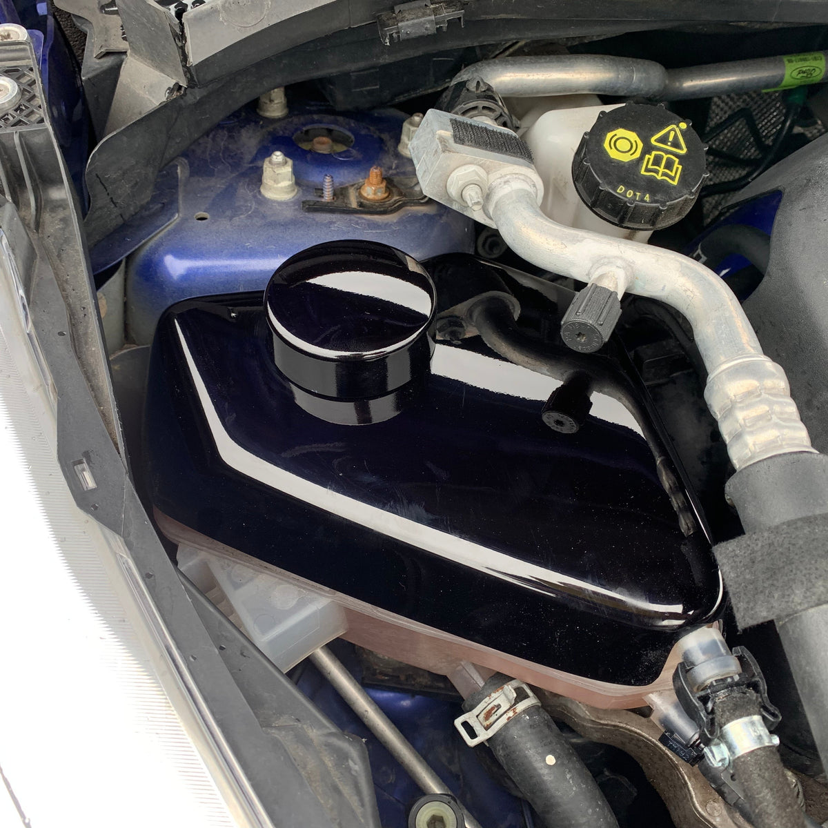 Proform Mk7/7.5 Ford Fiesta Coolant Tank Cover - Gloss Black Plastic