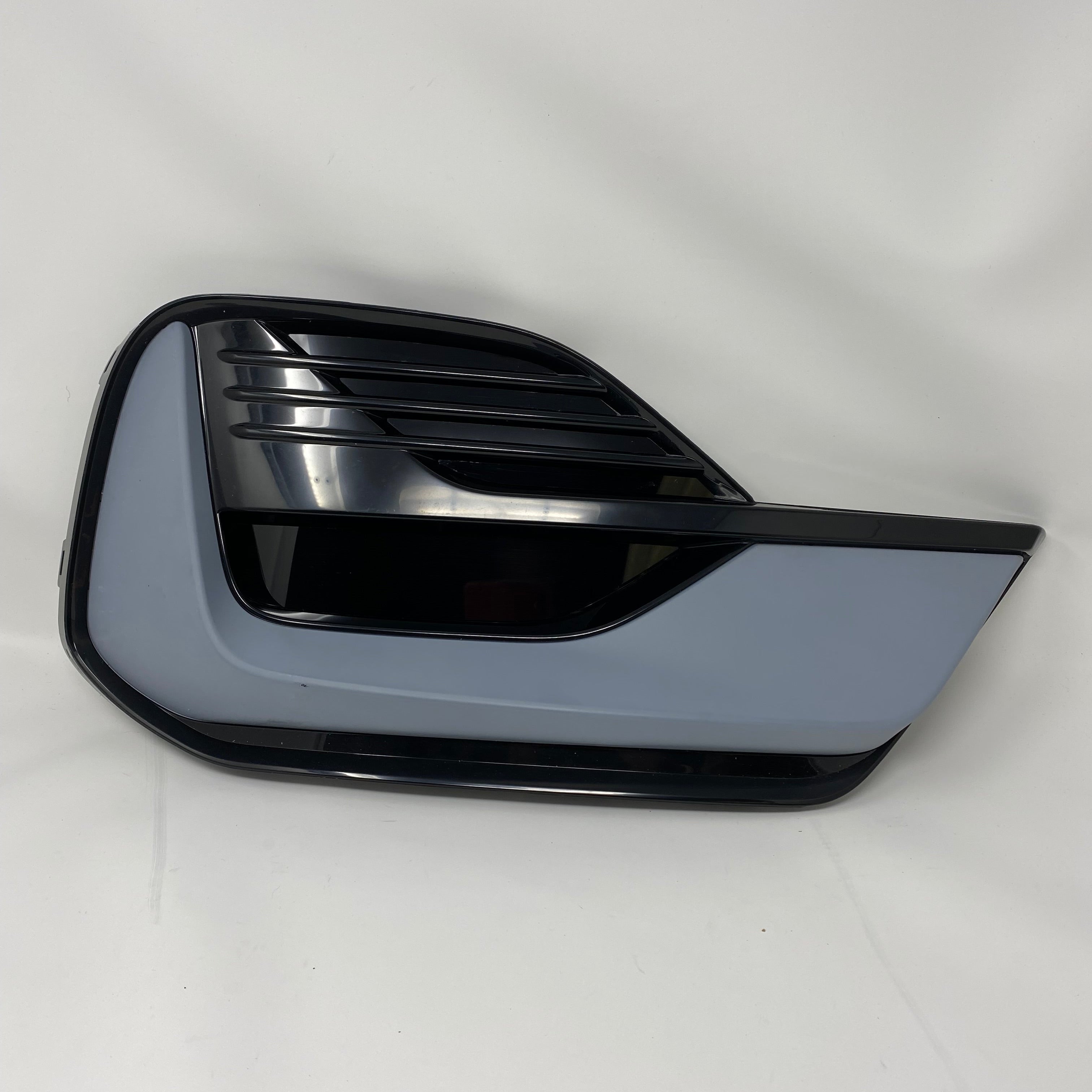 Proform Mk8.5 Fiesta ST/ST Line 'Fog Light' Bumper Trim Insert Set -  Gloss Black