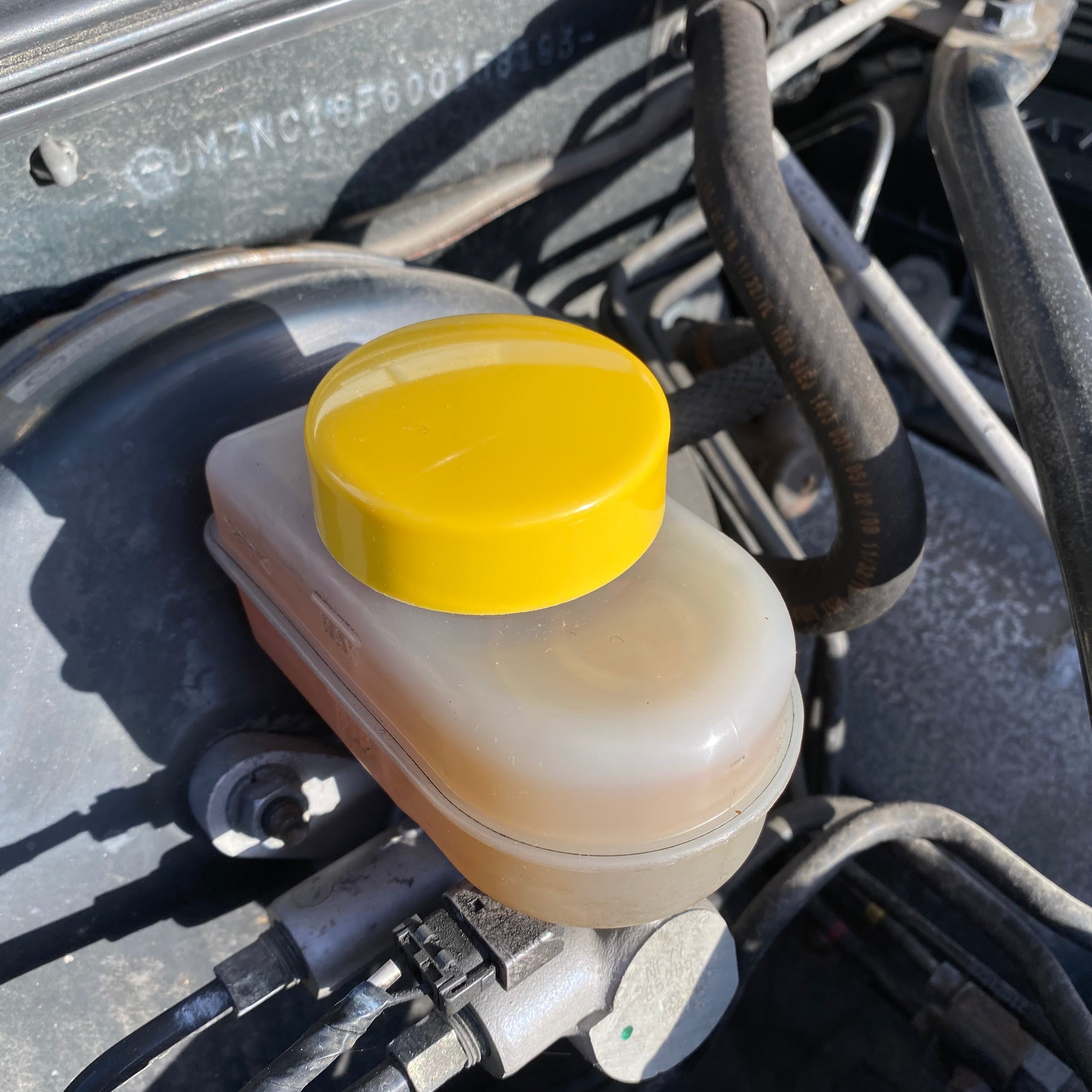 Proform Brake Reservoir Cap Cover - Mazda MX5/Miata Mk3/3.5/NC (Plastic Finishes)