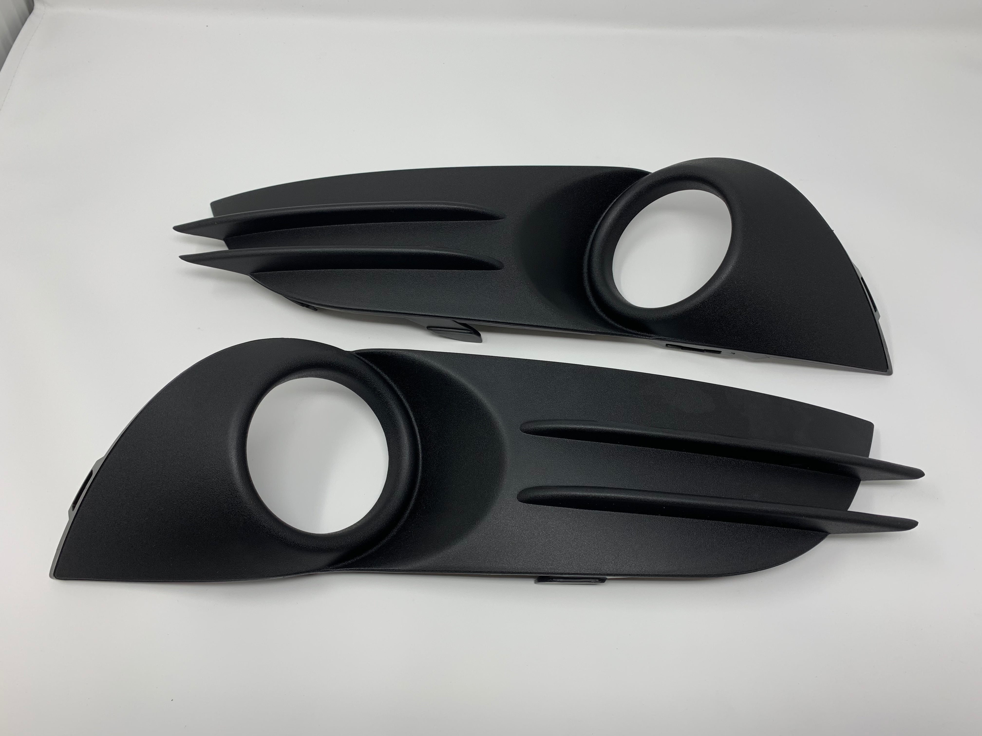 Fog Light Surrounds - Genuine Ford Fiesta ST180/ ST200