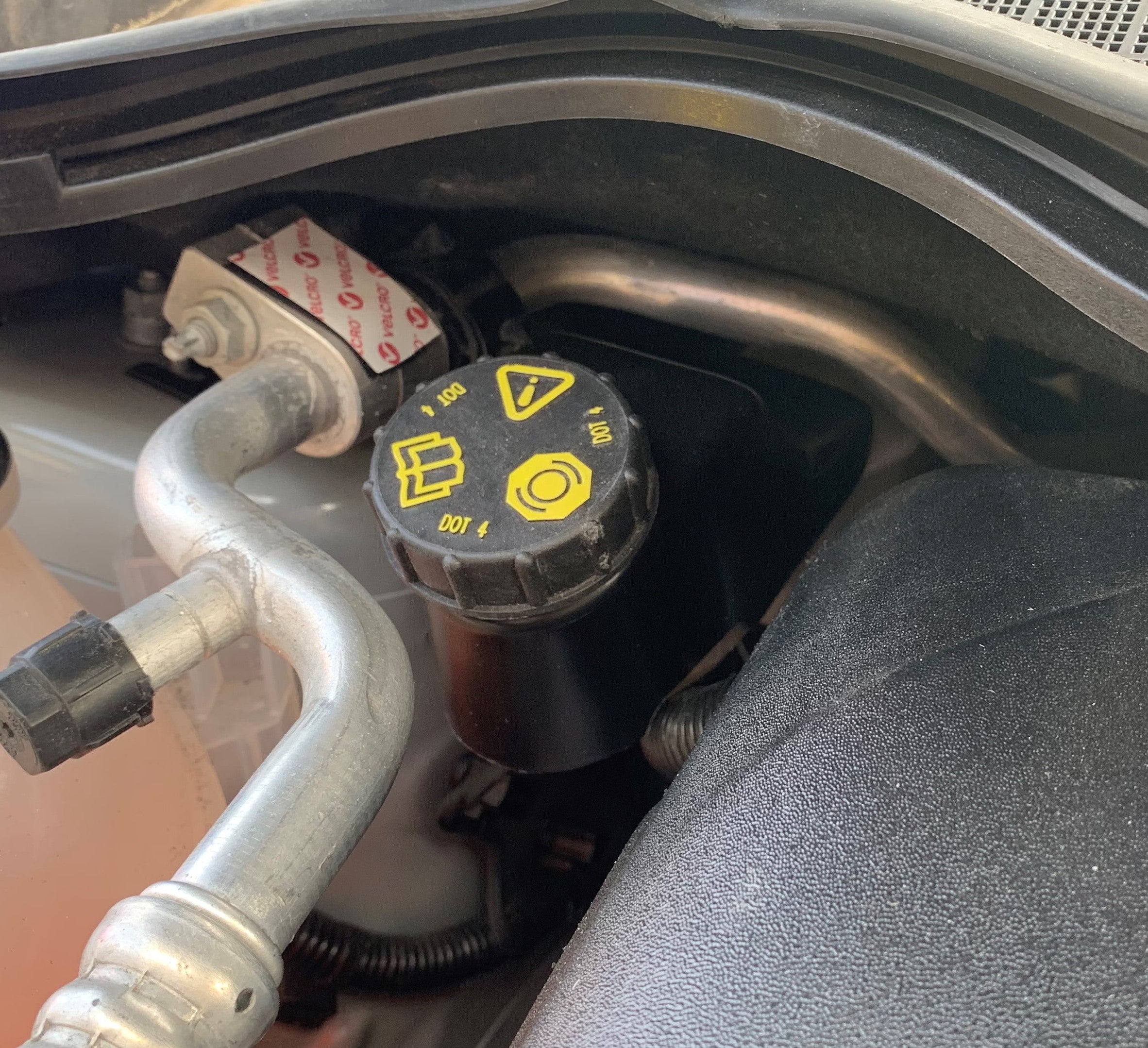 Proform Brake Reservoir Cover - Mk8/8.5 Fiesta & Mk2/2.5 Puma (Plastic Finishes)
