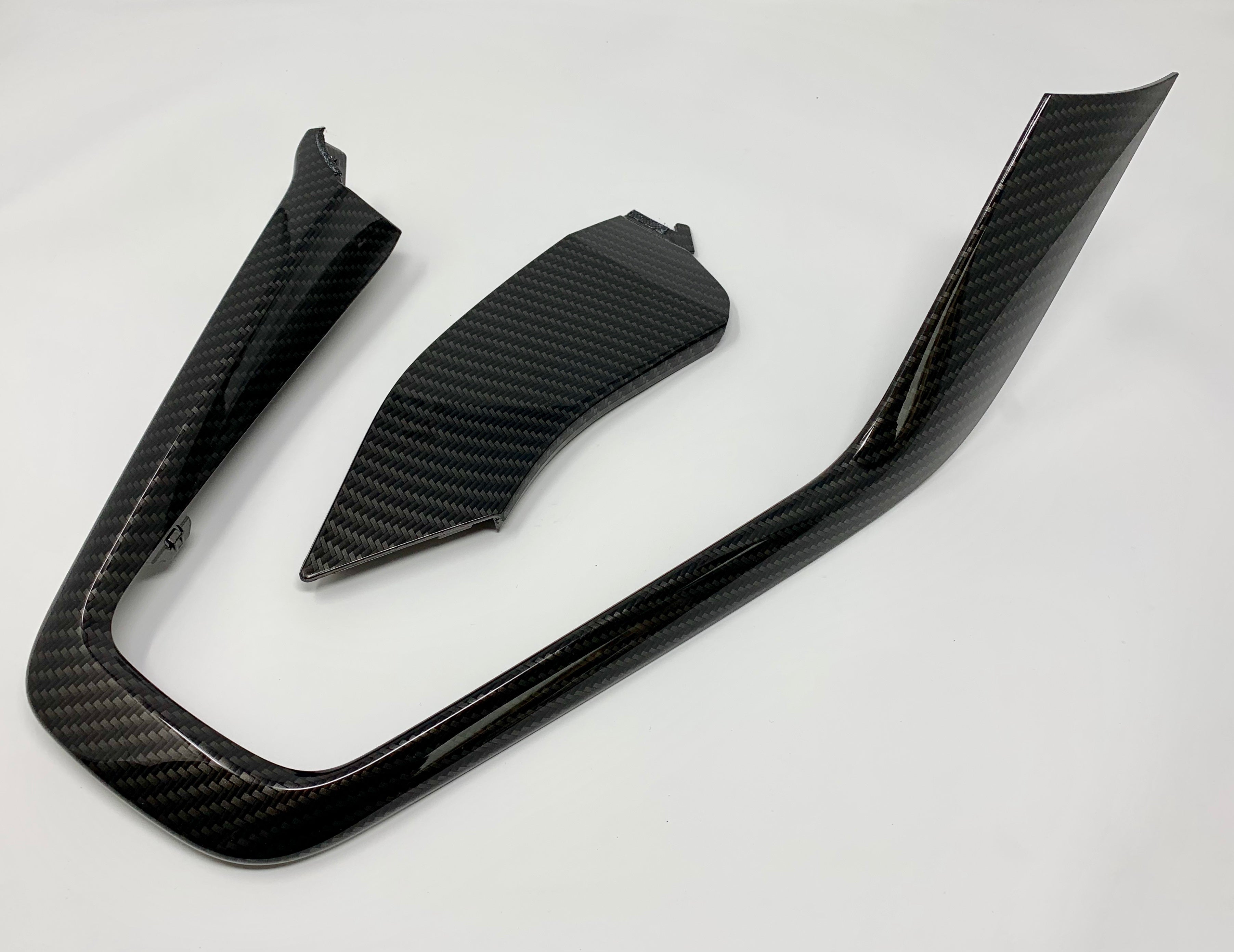 MK3.5 Focus Genuine Ford Centre Console Edge Trim and Side Retu