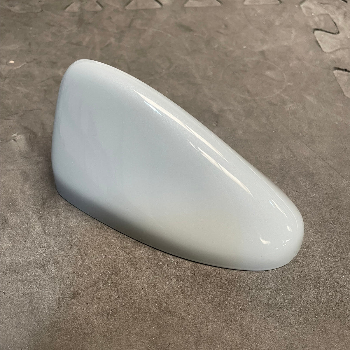 Proform New 'Shark Fin' Aerial - Mk8/8.5 Ford Fiesta / Mk2 Puma - Painted Silver Fox